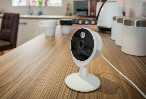 Bezpieczeństwo w firmie i w domu – nowoczesny monitoring i jego możliwości