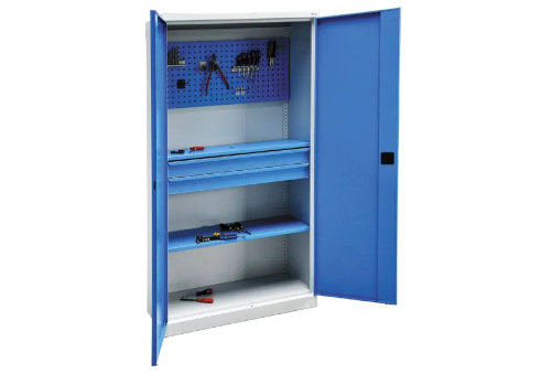 Szafy warsztatowe – dla fachowców i pasjonatów 